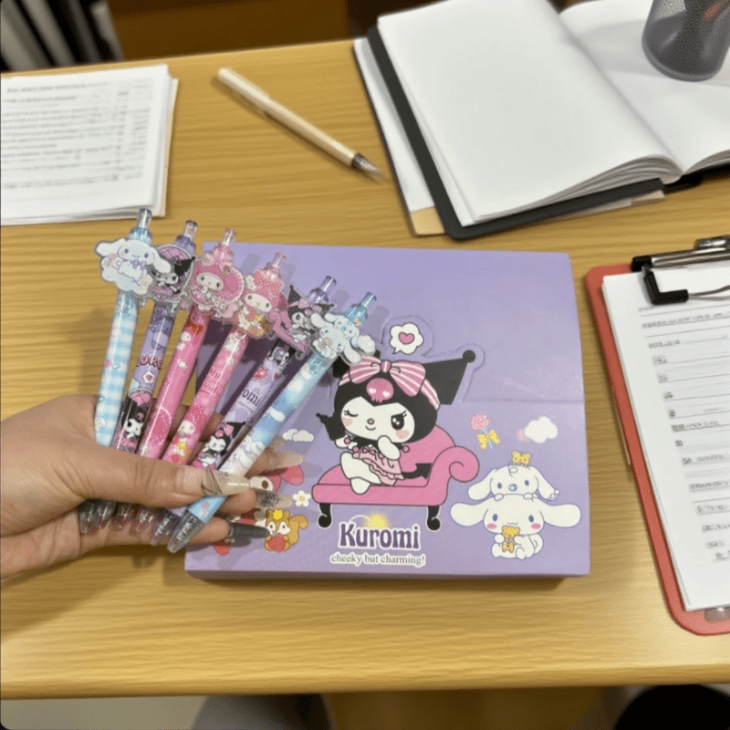 Sanrio'S Set of 48 Cartoon Click Pens Features Adorable Pet Designs, Making Them Perfect Gel Pens for Girls. They Are Also Great for Students During Exams And Come in Various Characters, Such As for kuromi And KT Cat.