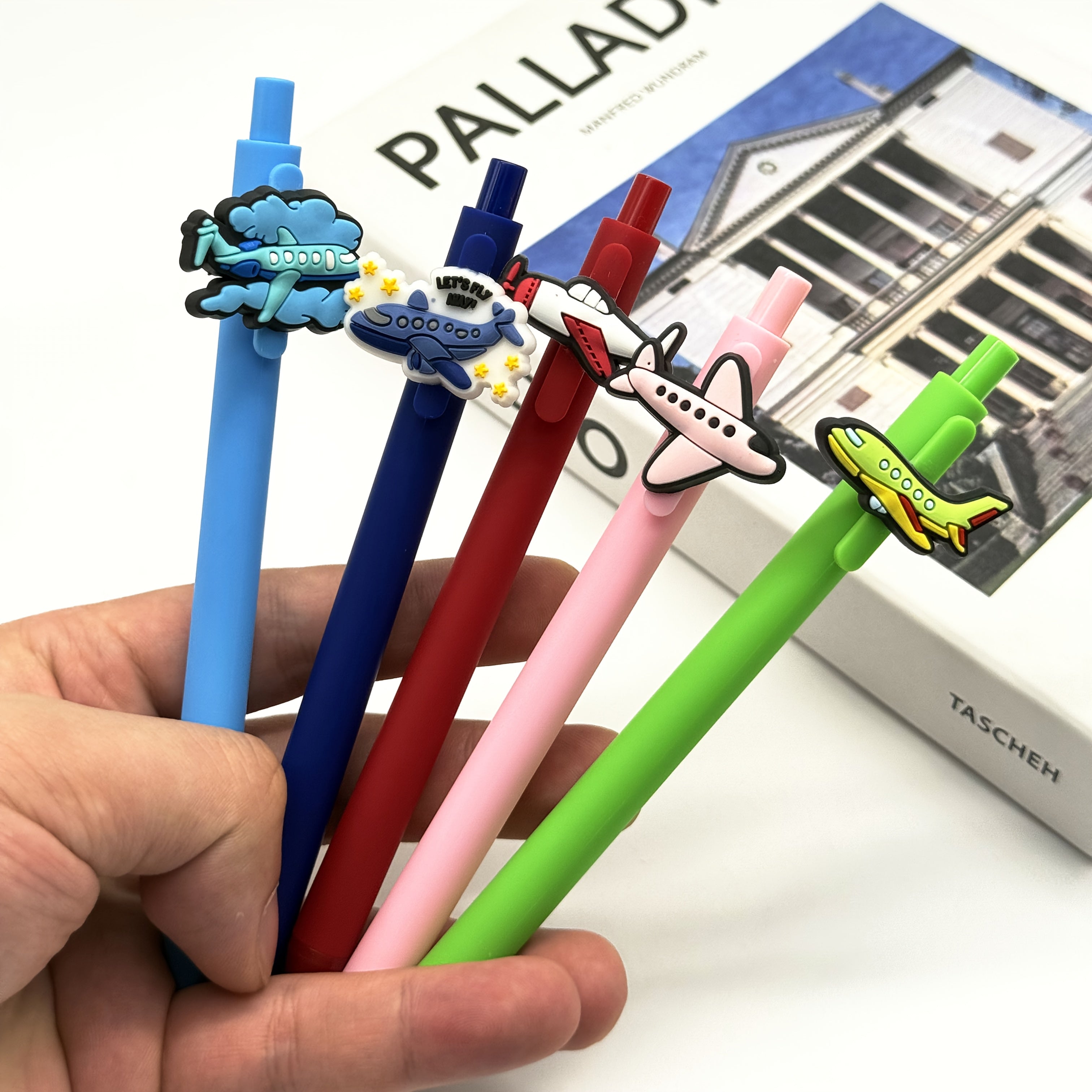 12/20pcs Airplane-Themed Ballpoint Pens, Click-Type Gel Pens, Perfect for Student Supplies and Gifts – Halloween & Christmas Party Stationery, Holiday Gifts, School Supplies, Fun Design, Playful Writing, Plastic Pens, Smooth Writing, Retractable Pen,